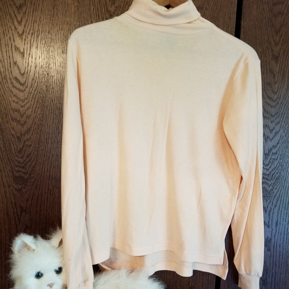 Reed hunter peach turtleneck